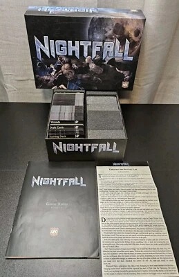 Juego de Cartas Nightfall COMPLETO AEG 2011 Deck Building Horror David Gregg Foto 1 de 4