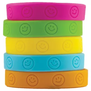 Teacher Created Resources Happy Faces Wristbands, Pack of 10 - Picture 1 of 1