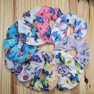 Lilo and Stitch Scrunchies | Handmade in USA | Langlebiges Silikon Elastisch - Bild 1 von 16