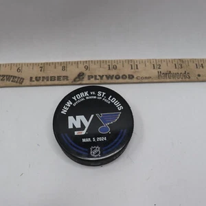 NHL Game Puck New York Vs St Louis 2023/2024 3" - Picture 1 of 4