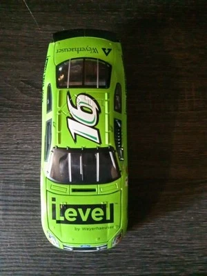 2006 Greg Biffle #16 Level By Weyerhaeuser escala 1:24 edição limitada - Imagem 1 de 4