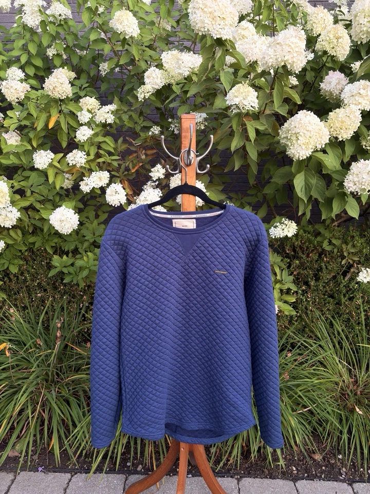 Burberry acolchado cuello redondo azul marino para hombre Foto 1 de 3