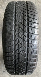 1 Winter Tyre 225/45 R19 96V Pirelli Winter Sottozero 3 Rsc M+S Demo 496-19-9 - Picture 1 of 1