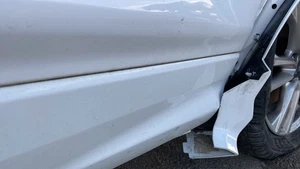 ZIERLEISTE TÜR RECHTS VORNE Ford Kuga II (DM2) 2237622 - Bild 1 von 3