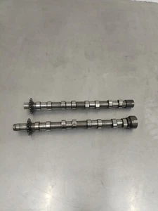 LAND ROVER FREELANDER 2 2.2D INTAKE / EXHAUST CAMSHAFTS PAIR 9670585080 - Picture 1 of 8