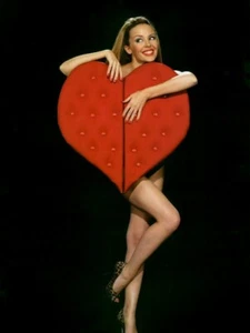 Kylie Minogue Glossy 8X10 Photo Picture Print Image D - Picture 1 of 1