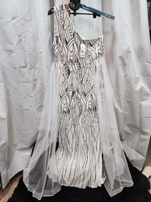 Vestido de Noche Faeriesty Blanco Negro Lentejuelas Largo Con Abertura Lateral Talla 5X Foto 1 de 4