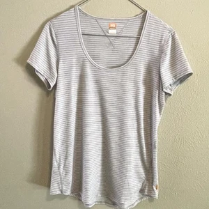 Lucy Tech Tee M Gray and White Stripe - Picture 1 of 7