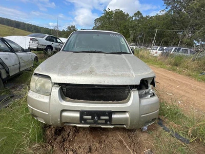 2001-2004 Ford Escape Right Driver Side Power Mirror OEM 01 02 03 04 #B680 - image 1 of 4