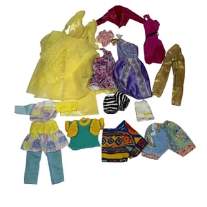 Lote Ropa Barbie Mattel Vestido Pantalones Cortos Camisa Accesorios - Imagen 1 de 6