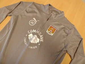 NORTHAMPTON TOWN FC | 39 | CALLUM MORTON | TOP DE ENTRENAMIENTO CON CREMALLERA 1/4 2024-2025 | Talla M - Imagen 1 de 5