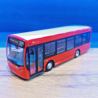 CMNL UKBUS 8001 Alexander Dennis Enviro200 Dart Selkent East London Bus & Coach — 第 1/4 张图片
