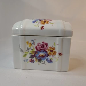 Scatola portagioie scrigno floreale Jubilee China England - Foto 1 di 8