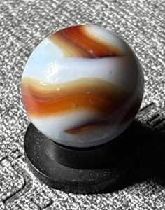 VTG Alley Agate Oxblood Swirl Marble .60” - Picture 1 of 6