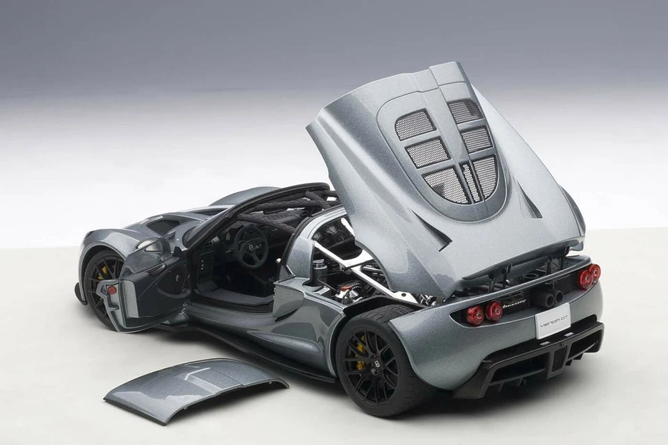 HENNESSEY VENOM GT GRIGIO ARGENTO AUTOART 75402 1/18 COUPE 2012 SILBER - Immagine 1 di 2