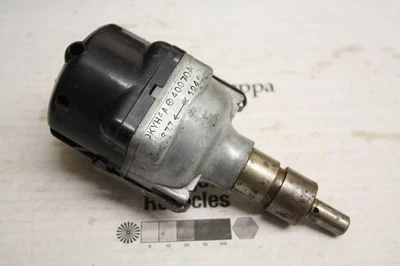NOS LUCAS DKYH 4 CYL distributor 40070 HILLMAN MINX.HUMBER HAWK,COMMER VAN COB - Image 1 of 4