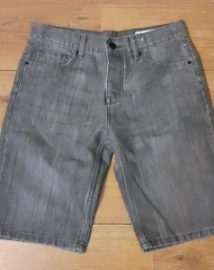 Herren verwaschen grau Design/anthrazit Denim knapp über Knielange Shorts Größe 30" - Bild 1 von 2