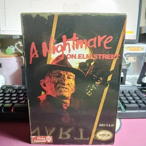 NECA Nightmare on Elm Street Freddy Krueger NES Gamestop Exclusive Figur NEU - Bild 1 von 3