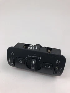 VOLVO V40 Hatchback Scheinwerferschalter 30739425 23766136 - Picture 1 of 4