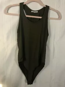 Colección Zara Verde Mujer Talla M Básica Una Pieza - Imagen 1 de 3