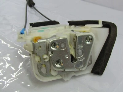 Actuador de bloqueo de puerta trasero derecho pasajero Subaru Impreza Outback 2008-2011 OEM Foto 1 de 4