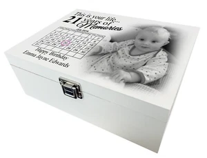 Caja de recuerdo de memoria de año personalizada, cualquier año 18 21 30, caja de madera blanca - Imagen 1 de 12