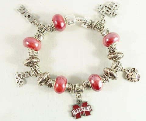 MISSISSIPPI STATE BULLDOGS NCAA Licensed Charm Silver TEAM Bracelet GLASS BEADS Cover