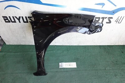 Guardabarros pasajero derecho Toyota Corolla 2014 2015 2017 2018 OEM AY06923 con 1 abolladura Foto 1 de 4