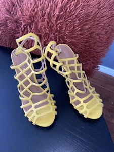 Steve Madden Girl Size 8.5 Yellow Caged Stiletto Sandal - Picture 1 of 11