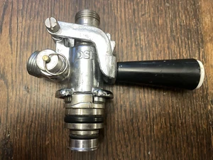 U System Keg Beer Tap - Keg Coupler, Guinness, Harp, - Picture 1 of 6