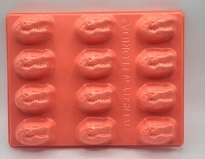University of Florida GATORS Jello Form. Make Jell-o Shots. Features Gator Heads - Bild 1 von 3