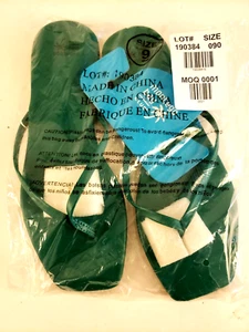 Women's Green Thong Flip Flop Square Toe Sandal Size 9 - Picture 1 of 4