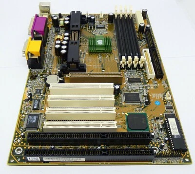 Chaintech 6BTA3-E100N Motherboard Intel 440BX Chipset - Slot 1 - Image 1 of 3