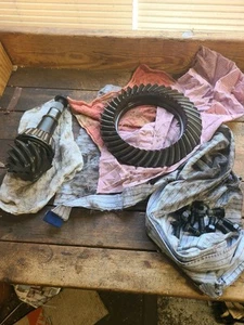 85-92 FORD 10.25 STERLING RING AND PINION 4.10 Short. F250 F350 GOOD USED OEM - Picture 1 of 6
