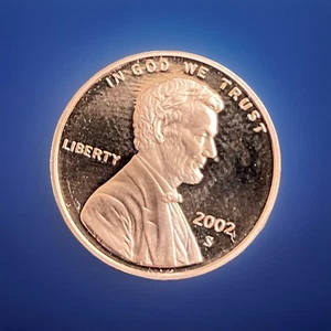 2002 S Proof Lincoln Memorial Cent - From a Proof Set Free Shipping - Picture 1 of 2