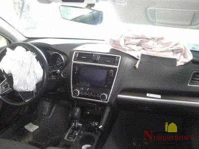 Cuadro de instrumentos velocímetro Subaru Legacy 2018 medidores Foto 1 de 4