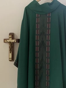 Pope Leo’s tailor House Of Hansen Custom Chasuble Ordinary Time $1200 New  - Picture 1 of 4