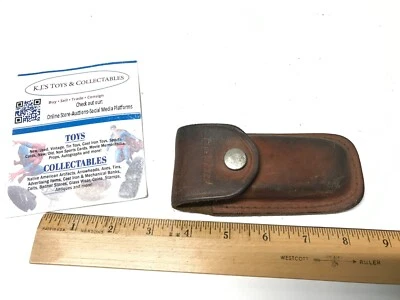 Buck 442U USA Folding Pocket Knife with Sharp Leather Case - Image 1 of 4
