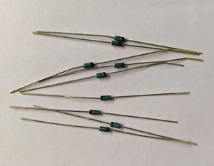 1X IC BZX46C12V or BZX46C12 or BZX46-C12 - Picture 1 of 1