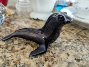 Vintage Yellow Pottery Mid Century Seal Figurine Dark Blue  - Picture 1 of 7