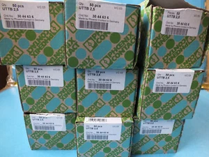 Lotto di 50 pezzi morsettiera PHOENIX CONTACT UTTB2,5 (3044636) - Foto 1 di 6