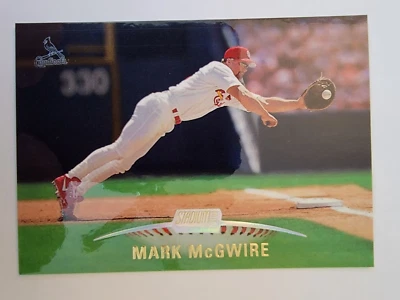 1999 Topps Stadium Club #70 Mark McGwire St. Louis Cardinals - Image 1 of 2