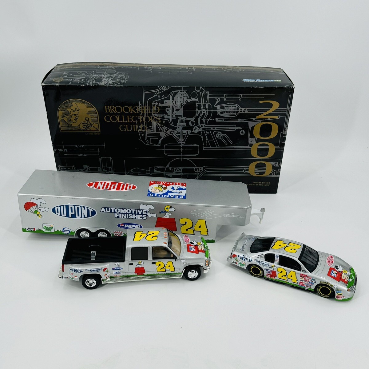 RCERTL製 ピーナッツスヌーピーレーシングチャンピオンズ 5P ダイキャスト RCERTL製 ピーナッツスヌーピーレーシングチャンピオンズ 5P