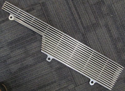 Oldsmobile Super Dynamic 88 98 1958 usado parrilla lateral del pasajero Foto 1 de 4