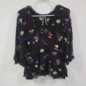 By Anthropologie Womens Babydoll Top Size Medium Floral Embroidered Boho Peasant - Picture 1 of 7