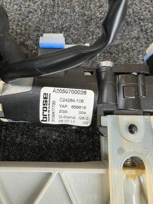 Mercedes-Benz E W238 2018 seat adjustment motor A2059700026 TKA17508 - Image 1 of 2
