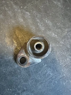 1986 1987 HONDA TRX250R EXHAUST PIPE MUFFLER STAY BRACKET MOUNTS OEM ATC250R - Image 1 of 2