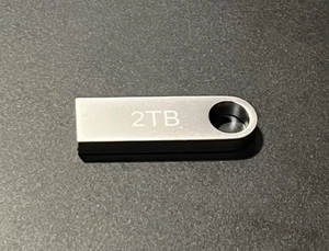 2TB USB 3.0 Flash Drive High Capacity - Picture 1 of 2