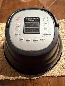 Instant Pot Air Fryer Lid 6 for 6 Quart Instant Pot Cooker & Cover Plate - Picture 1 of 6