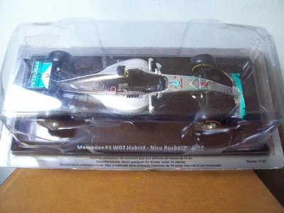 1/24 ATLAS EDITIONS MERCEDES F1 W07 HYBRID 2016 WORLD CHAMPION NICO ROSBERG - Image 1 of 4